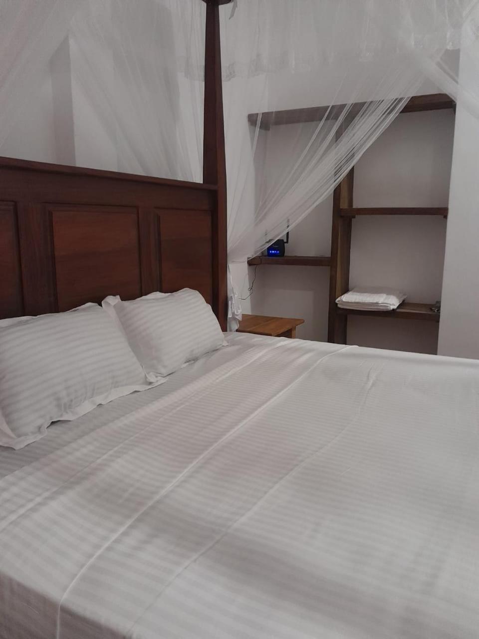 Abraham Beach House แทนกาลเล ภายนอก รูปภาพ