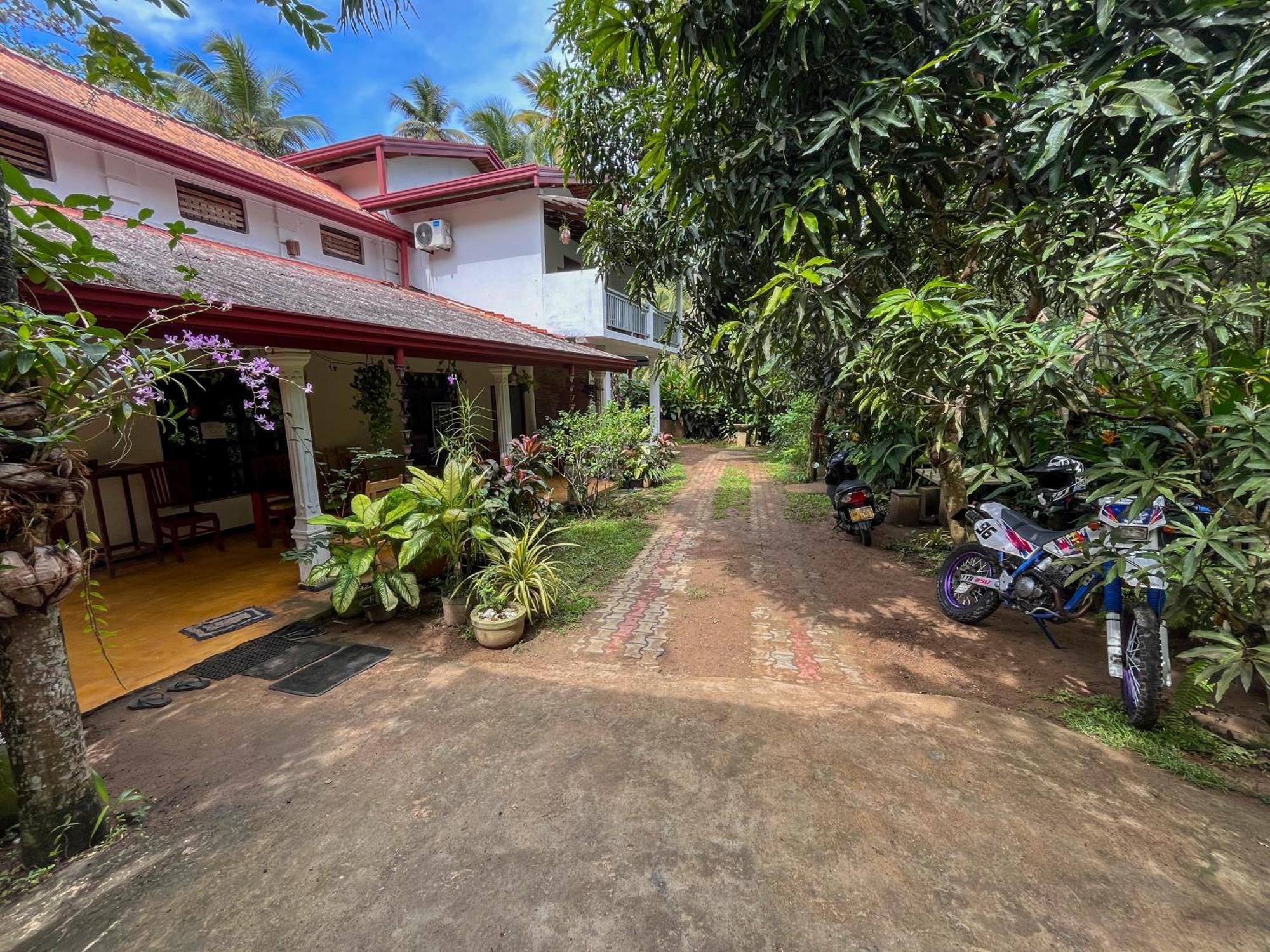 Abraham Beach House แทนกาลเล ภายนอก รูปภาพ